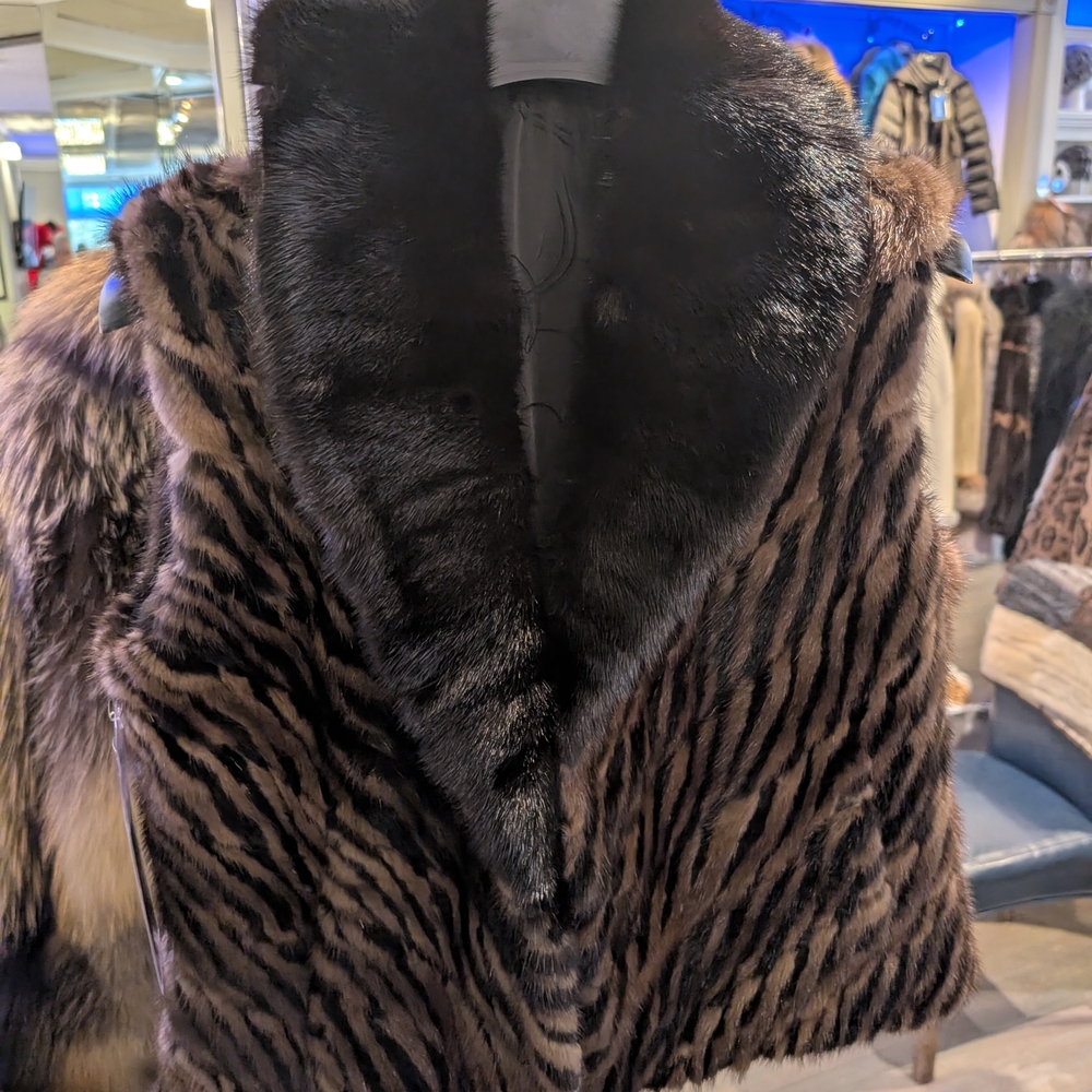 Luxurious Mink Black And Brown Fur Vest. Real Waist Length